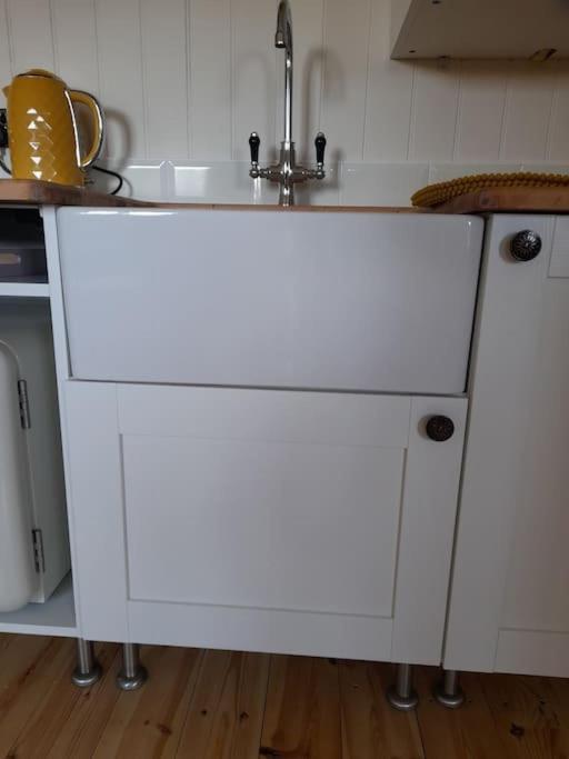 Dinky'S Den Apartment Coverack Luaran gambar