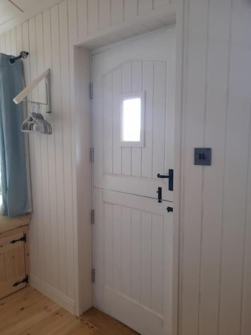 Dinky'S Den Apartment Coverack Luaran gambar