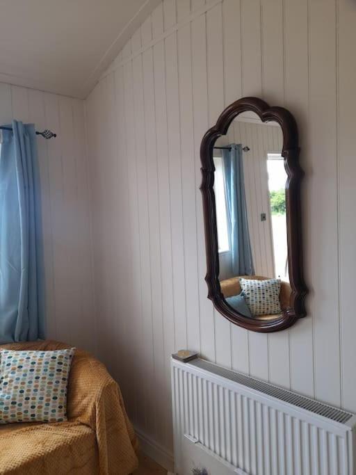 Dinky'S Den Apartment Coverack Luaran gambar