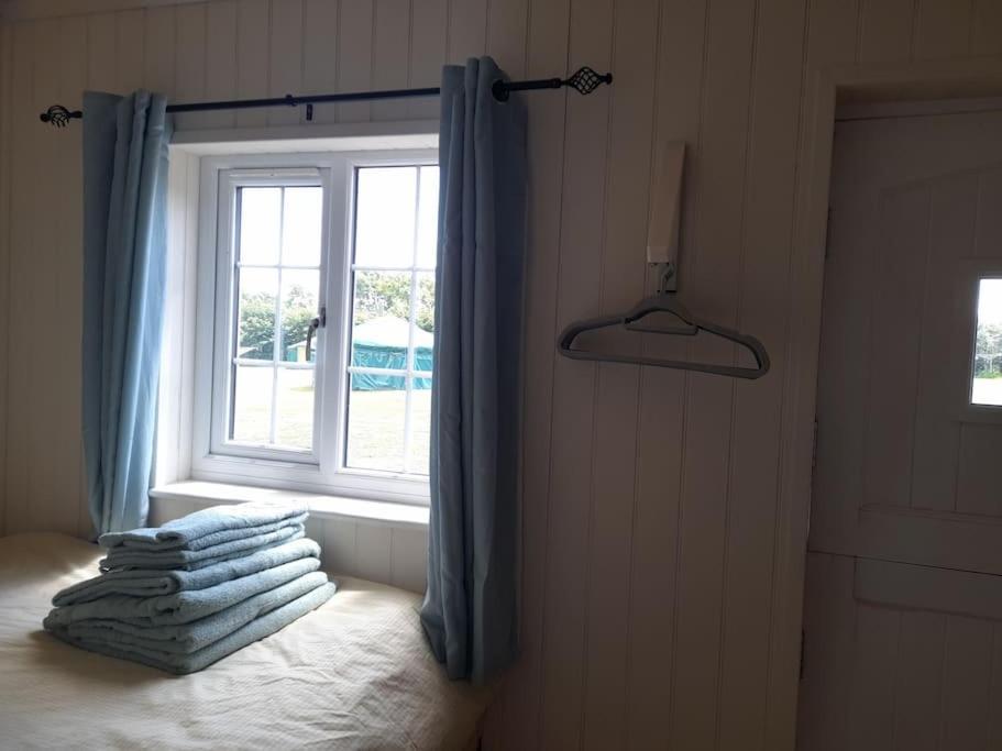 Dinky'S Den Apartment Coverack Luaran gambar